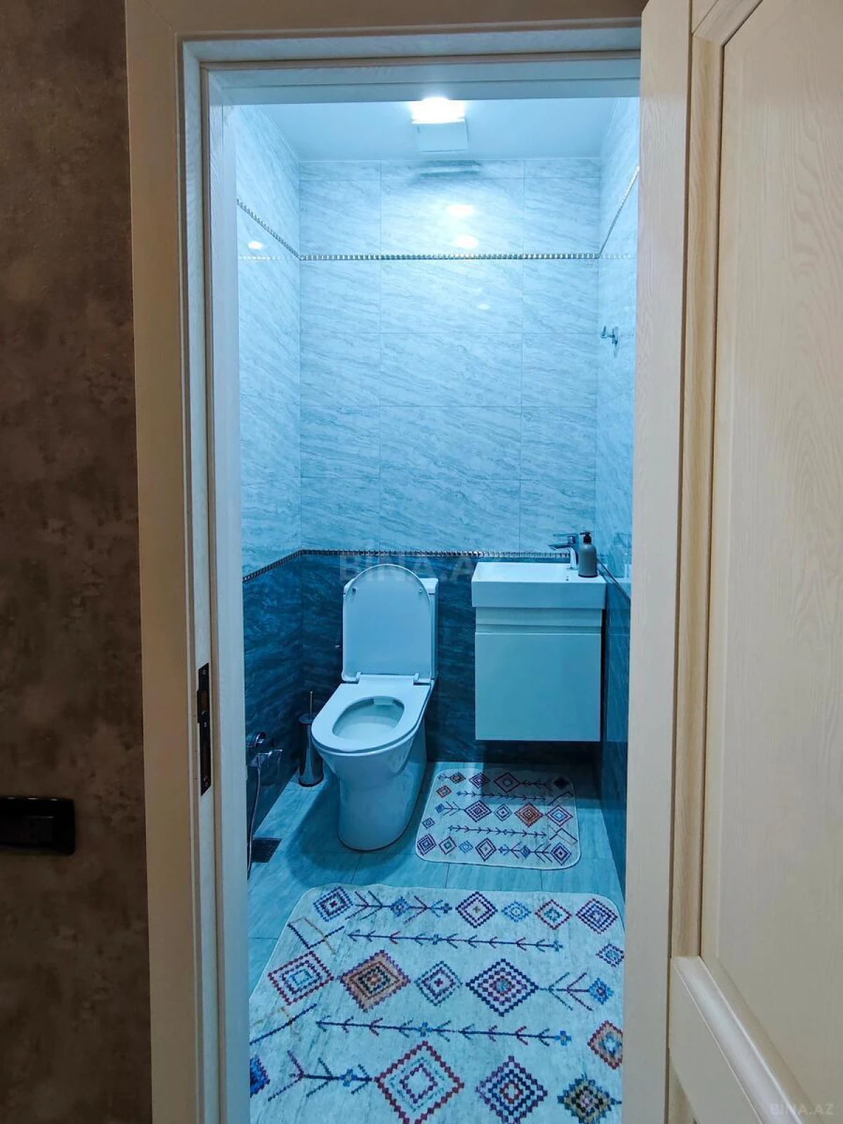 Satılır 3 otaqlı mənzil 150 m²