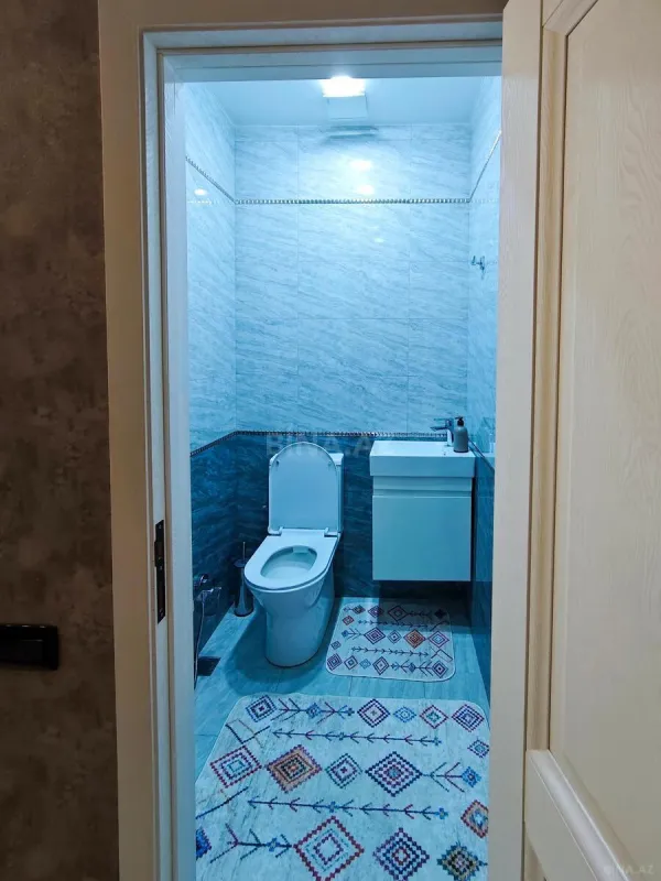 Satılır 3 otaqlı mənzil 150 m²