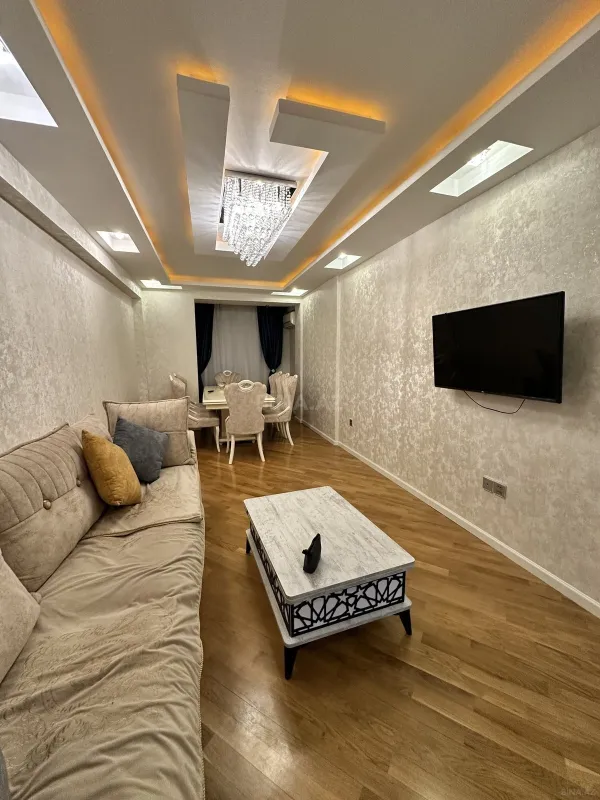 Satılır 3 otaqlı mənzil 112 m²