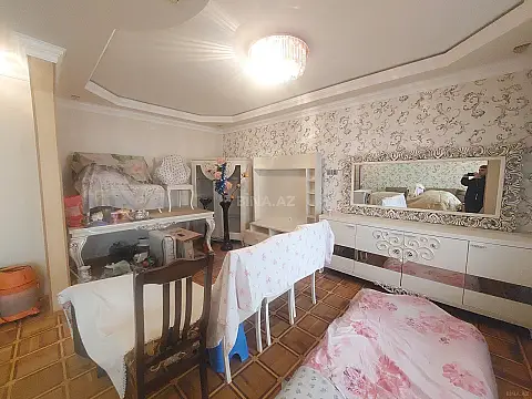 Satılır 4 otaqlı mənzil 100 m²