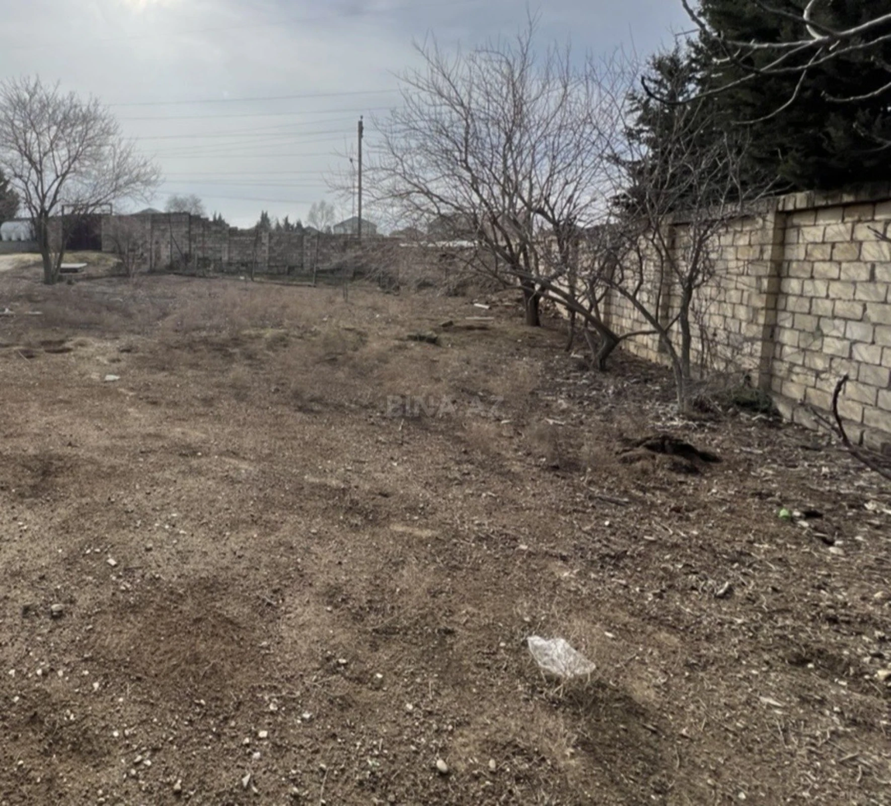 Satılır torpaq sahəsi 4 m²