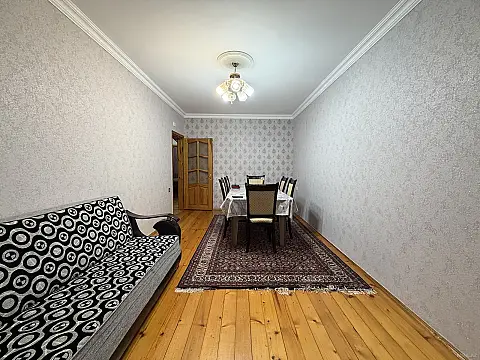 Satılır 3 otaqlı mənzil 80 m² — Bakı, Bakıxanov 3 otaq 80.00 m²