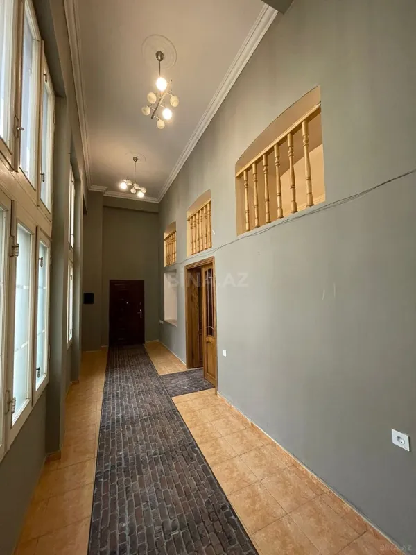 Kirayə verilir 4 otaqlı ofis 150 m²