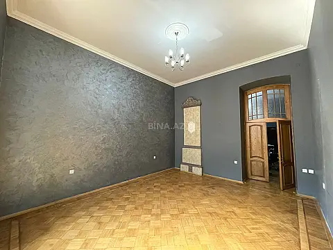 Kirayə verilir 4 otaqlı ofis 150 m²