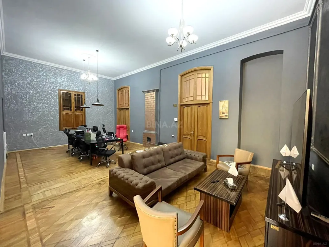Kirayə verilir 4 otaqlı ofis 150 m²