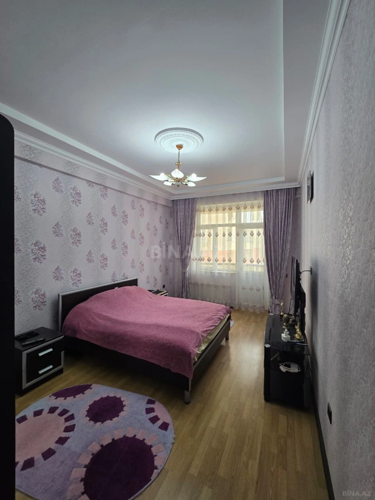 Satılır 2 otaqlı mənzil 101 m²