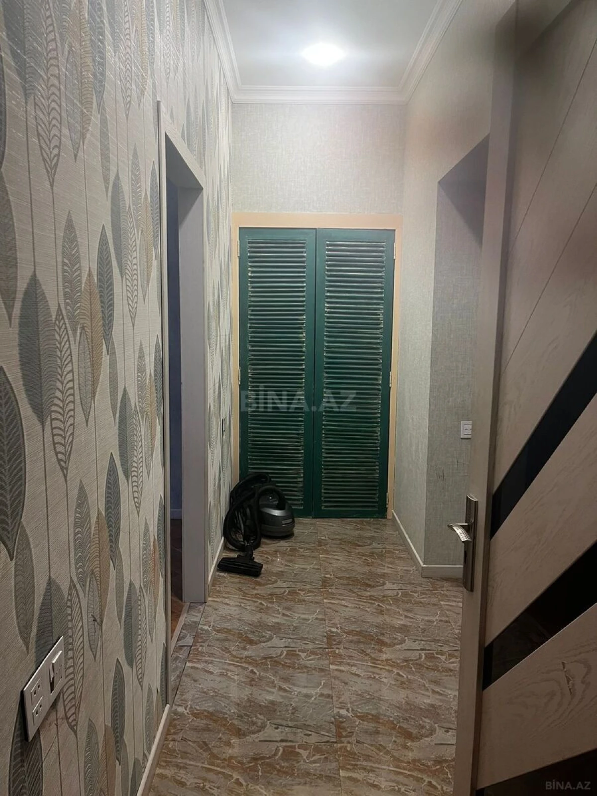 Satılır 2 otaqlı mənzil 80 m²
