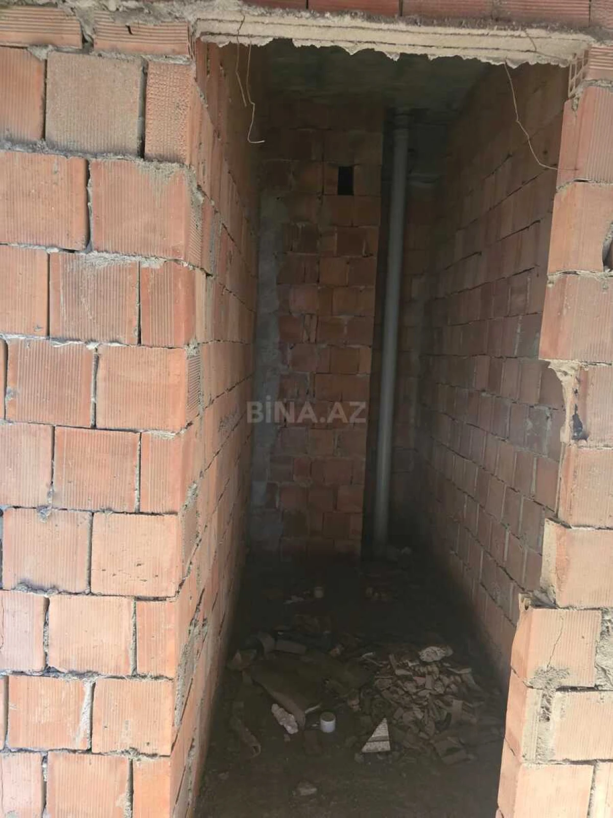 Satılır 5 otaqlı mənzil 230 m²