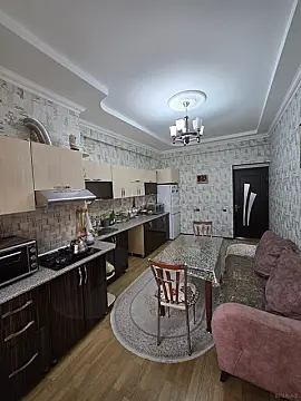 Satılır 2 otaqlı mənzil 105 m²