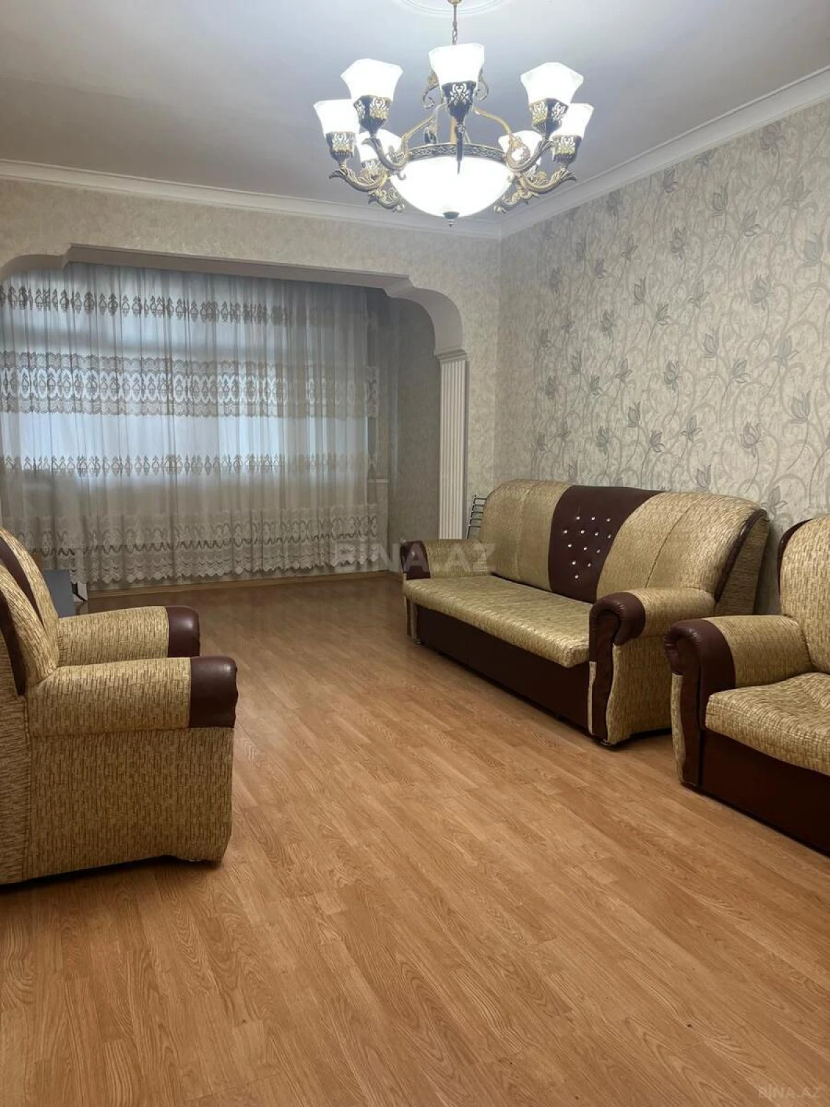 Satılır 2 otaqlı mənzil 62 m²
