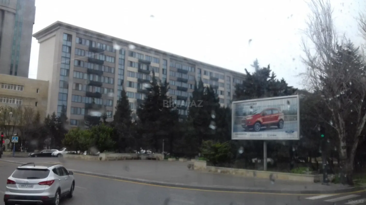 Satılır 2 otaqlı mənzil 62 m²