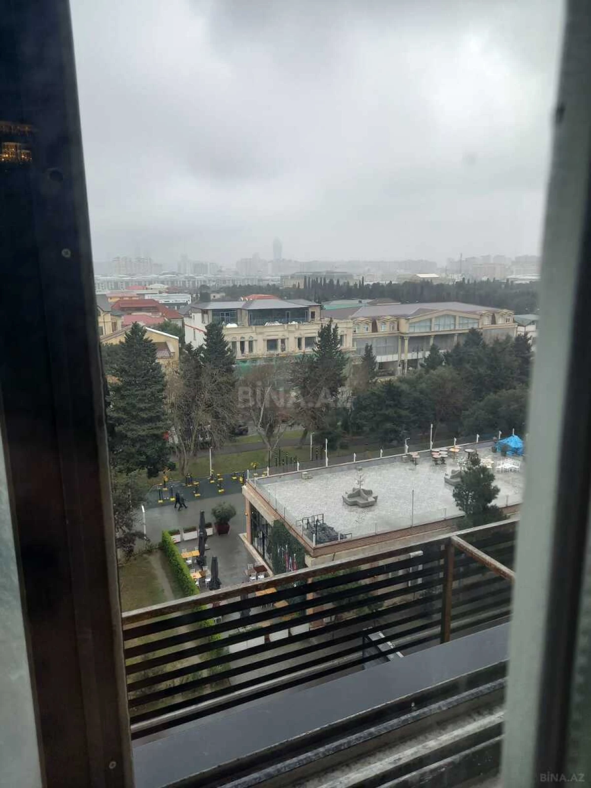 Satılır 2 otaqlı mənzil 62 m²