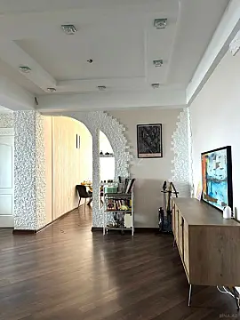 Satılır 3 otaqlı mənzil 141 m²