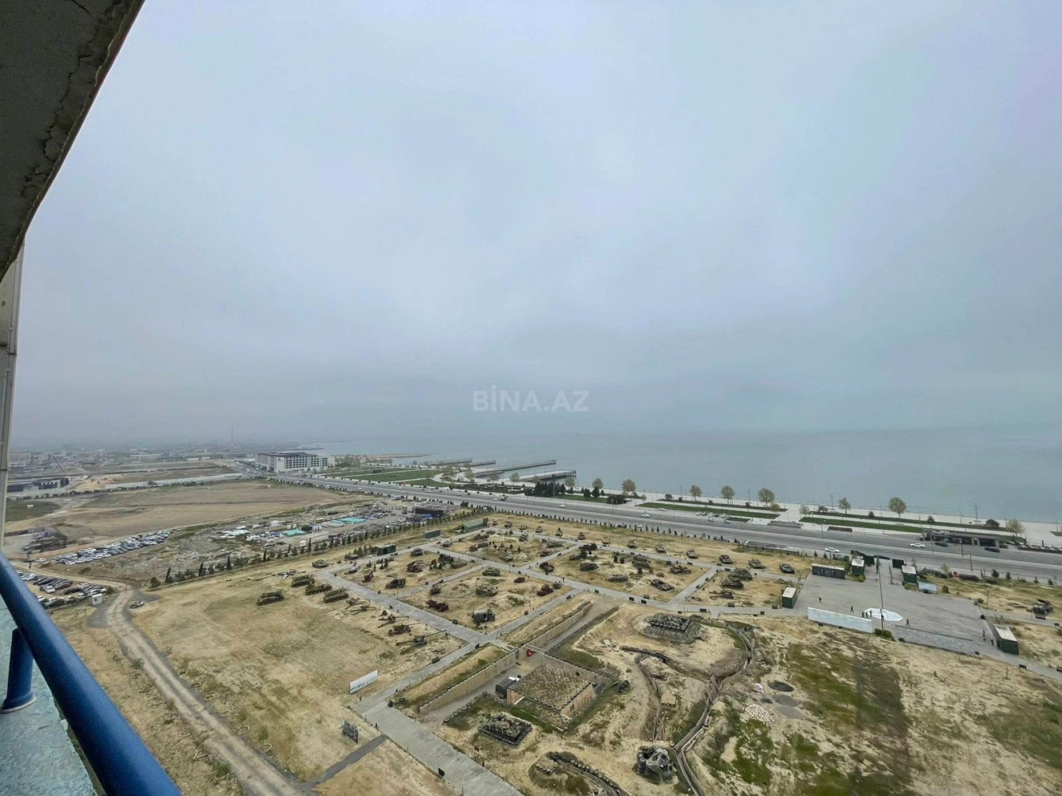 Kirayə verilir 4 otaqlı mənzil 200 m²