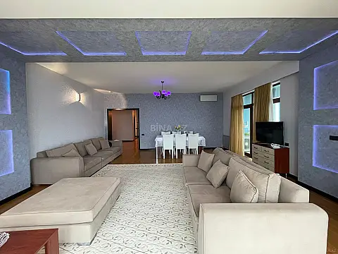 Kirayə verilir 4 otaqlı mənzil 200 m²