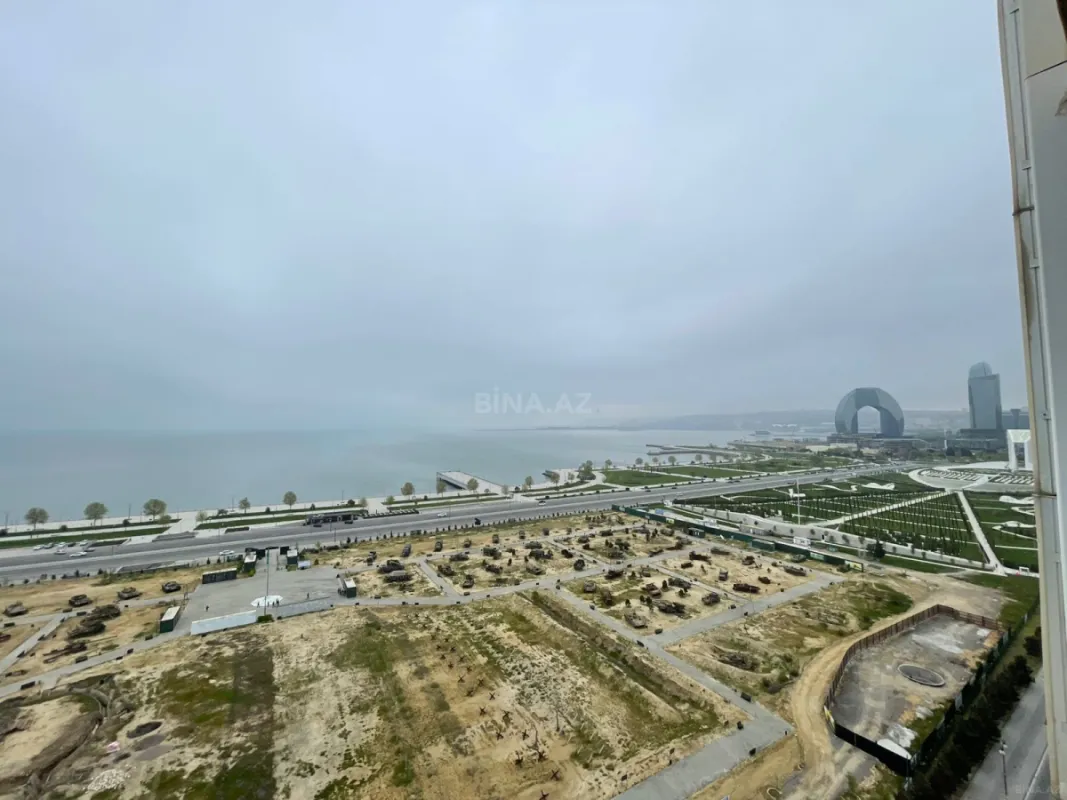 Kirayə verilir 4 otaqlı mənzil 200 m²