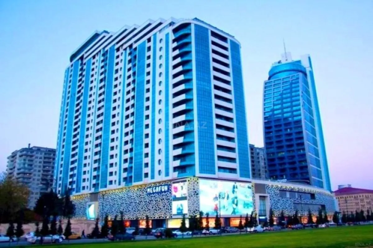 Kirayə verilir 4 otaqlı mənzil 200 m²