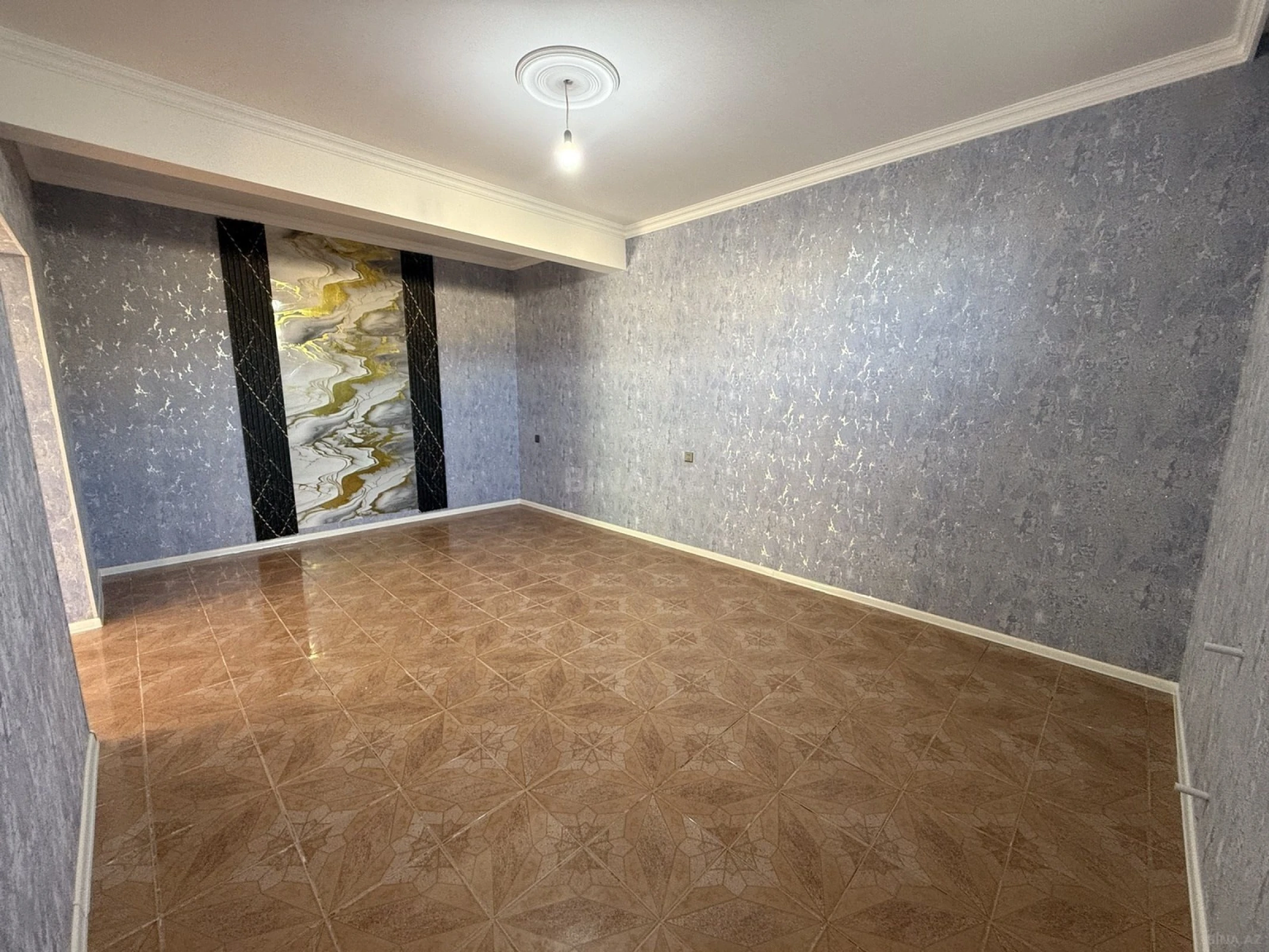Satılır 7 otaqlı həyət evi 280 m²