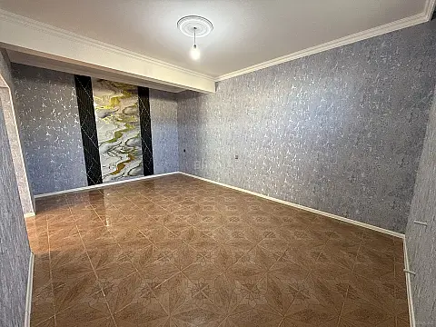 Satılır 7 otaqlı həyət evi 280 m²