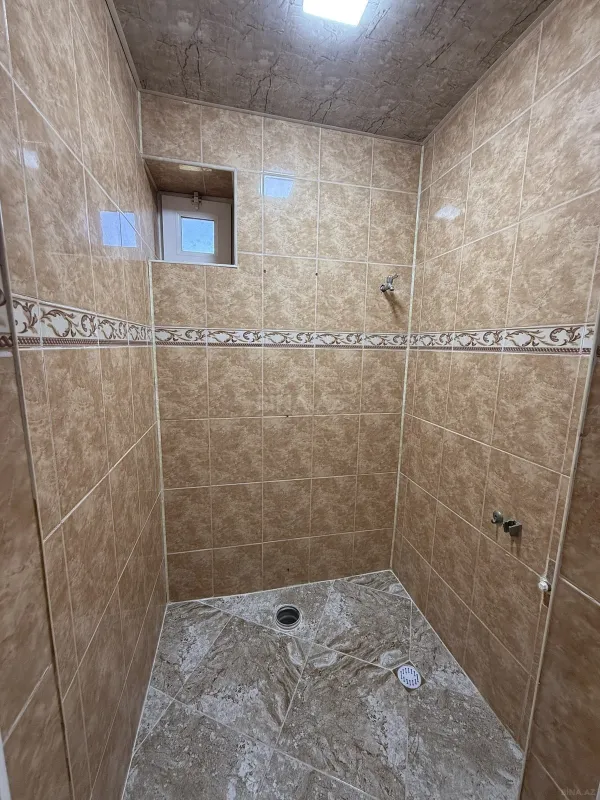 Satılır 7 otaqlı həyət evi 280 m²