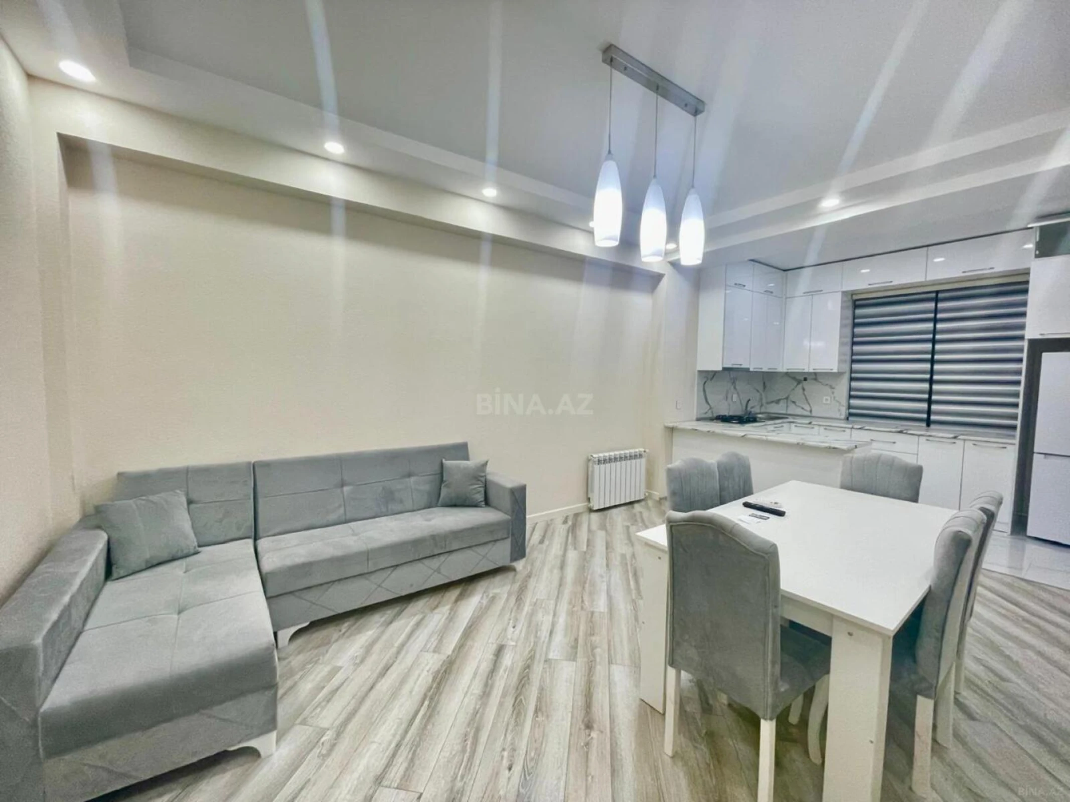 Kirayə verilir 2 otaqlı mənzil 65 m²