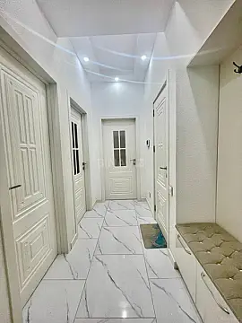 Kirayə verilir 2 otaqlı mənzil 65 m²