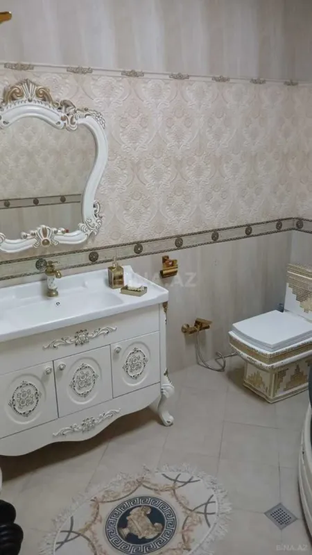 Satılır 7 otaqlı həyət evi 220 m²