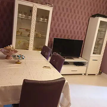 Satılır 7 otaqlı həyət evi 220 m²