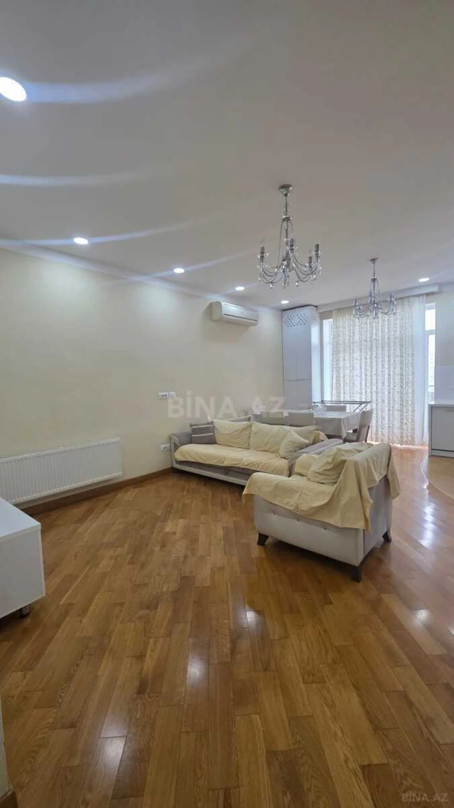 Kirayə verilir 3 otaqlı mənzil 130 m²