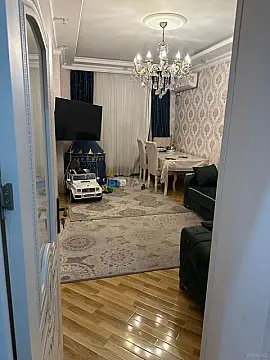 Kirayə verilir 4 otaqlı mənzil 147 m²