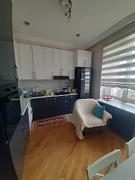 Satılır 2 otaqlı mənzil 81 m²