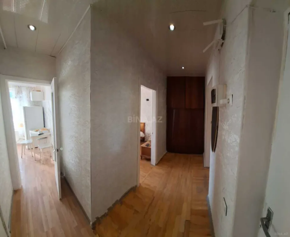 Kirayə verilir 2 otaqlı mənzil 60 m²