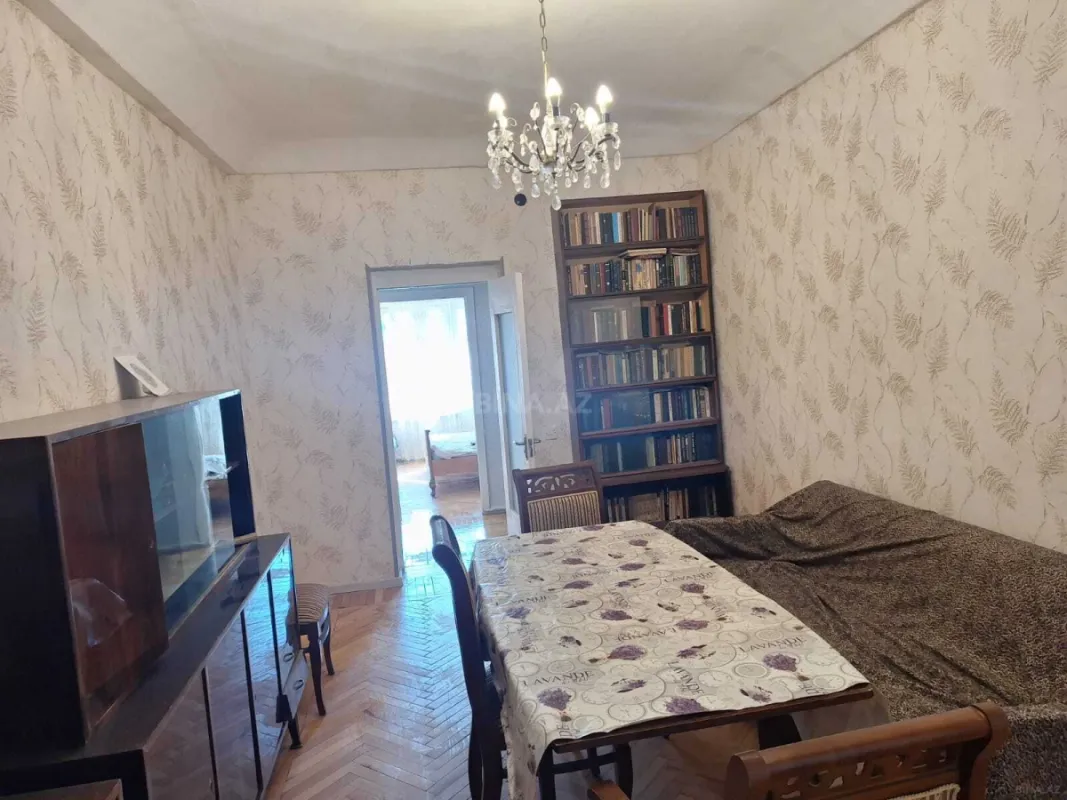 Kirayə verilir 2 otaqlı mənzil 60 m²