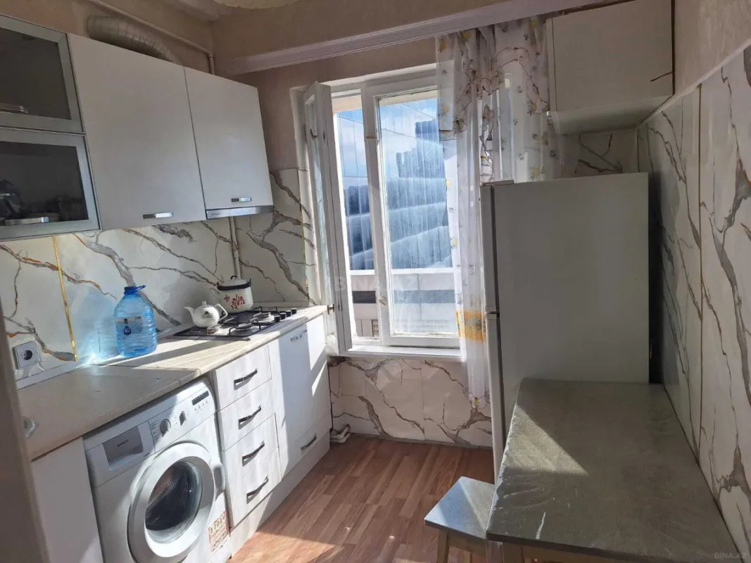 Kirayə verilir 2 otaqlı mənzil 60 m²