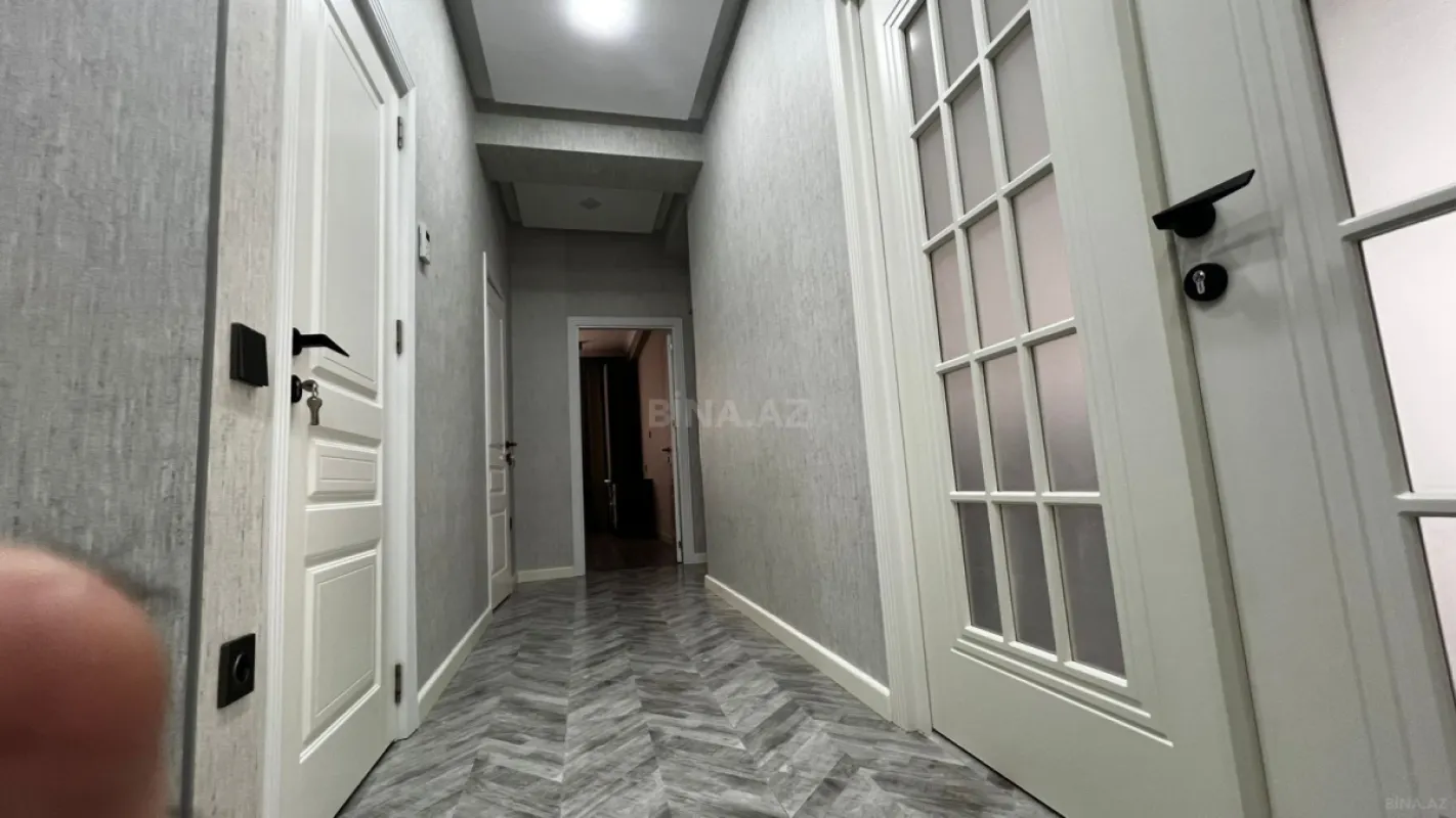 Kirayə verilir 3 otaqlı mənzil 114 m²