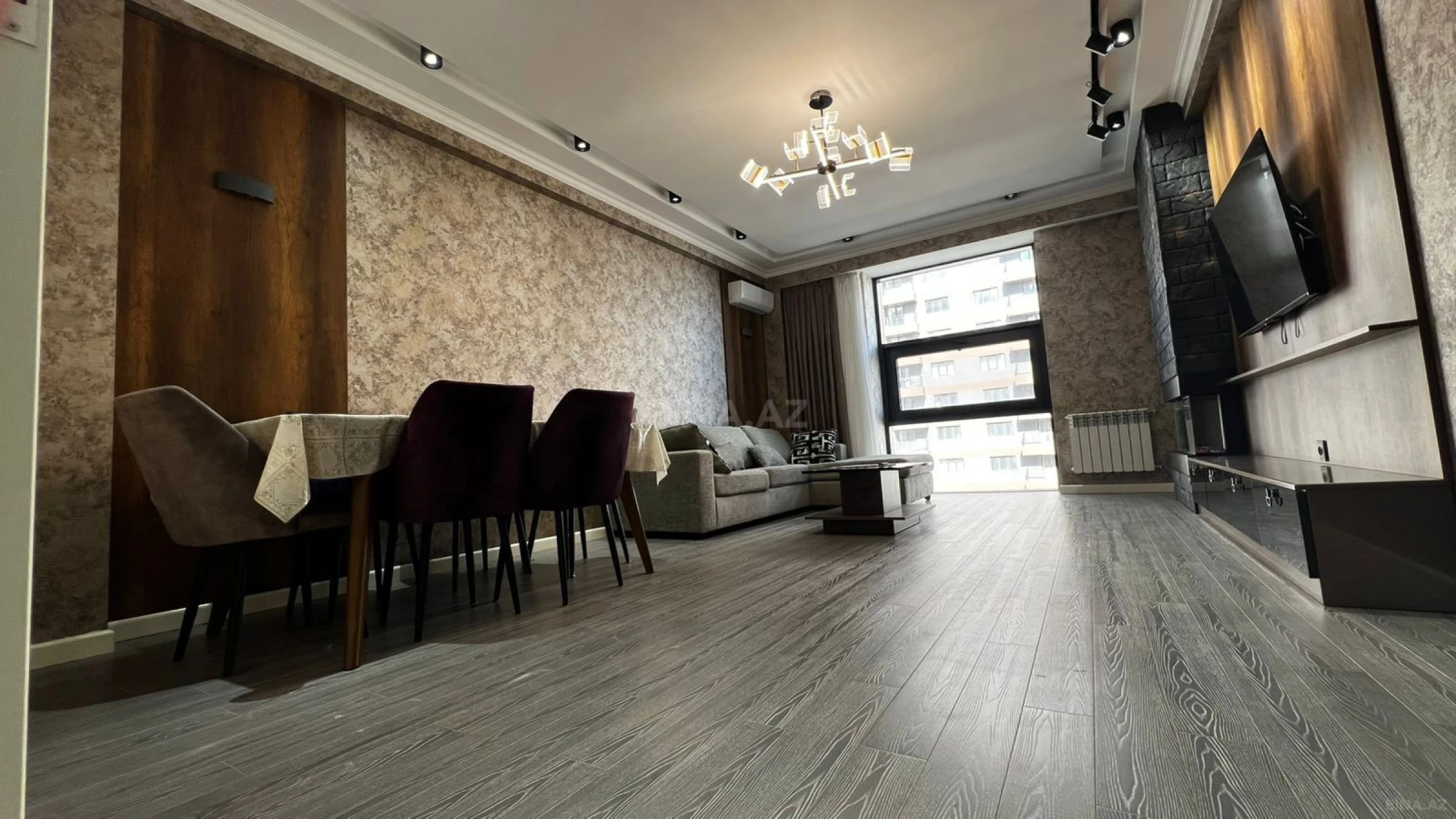 Kirayə verilir 3 otaqlı mənzil 114 m²