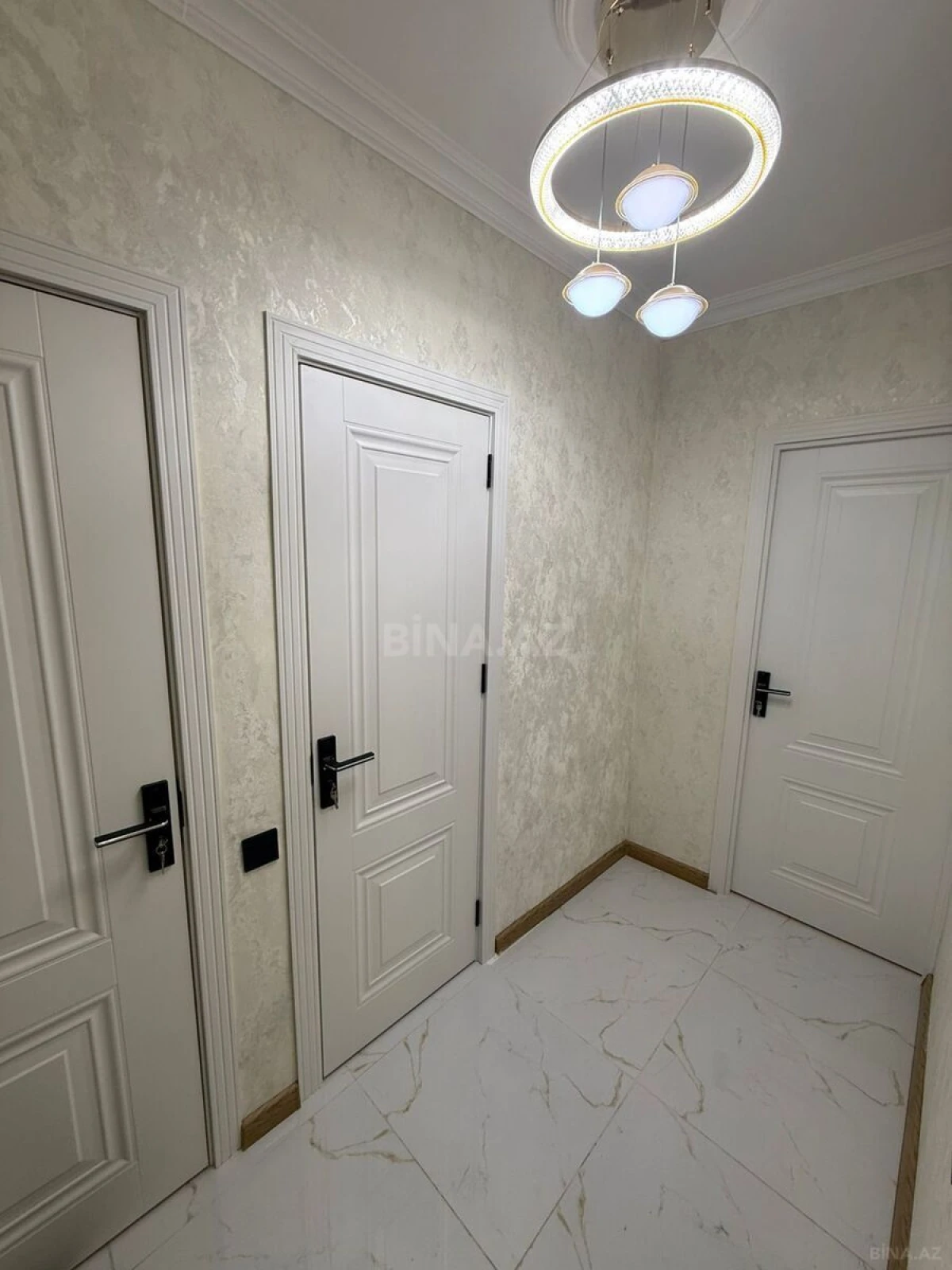 Satılır 3 otaqlı mənzil 70 m²