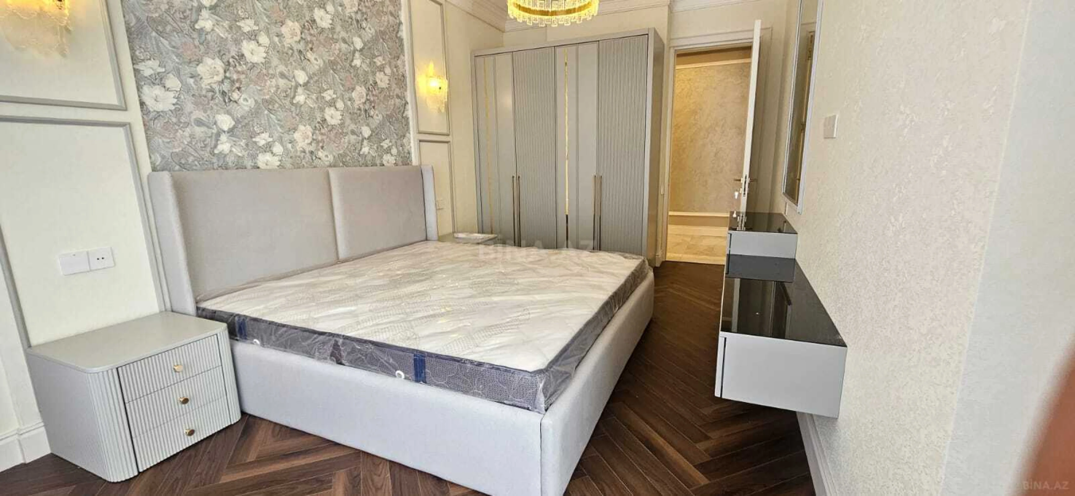 Kirayə verilir 3 otaqlı mənzil 110 m²