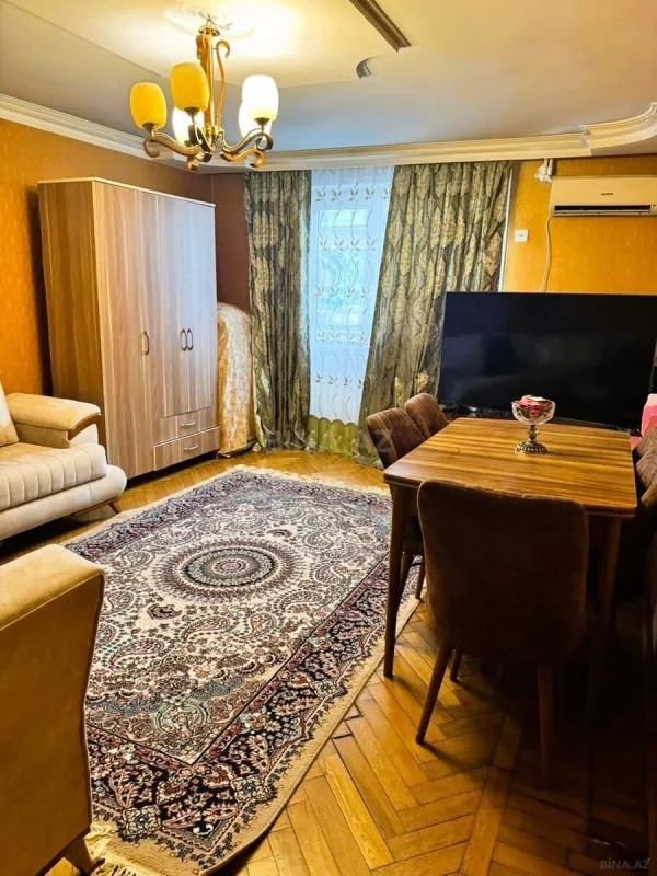 Satılır 2 otaqlı mənzil 61 m²