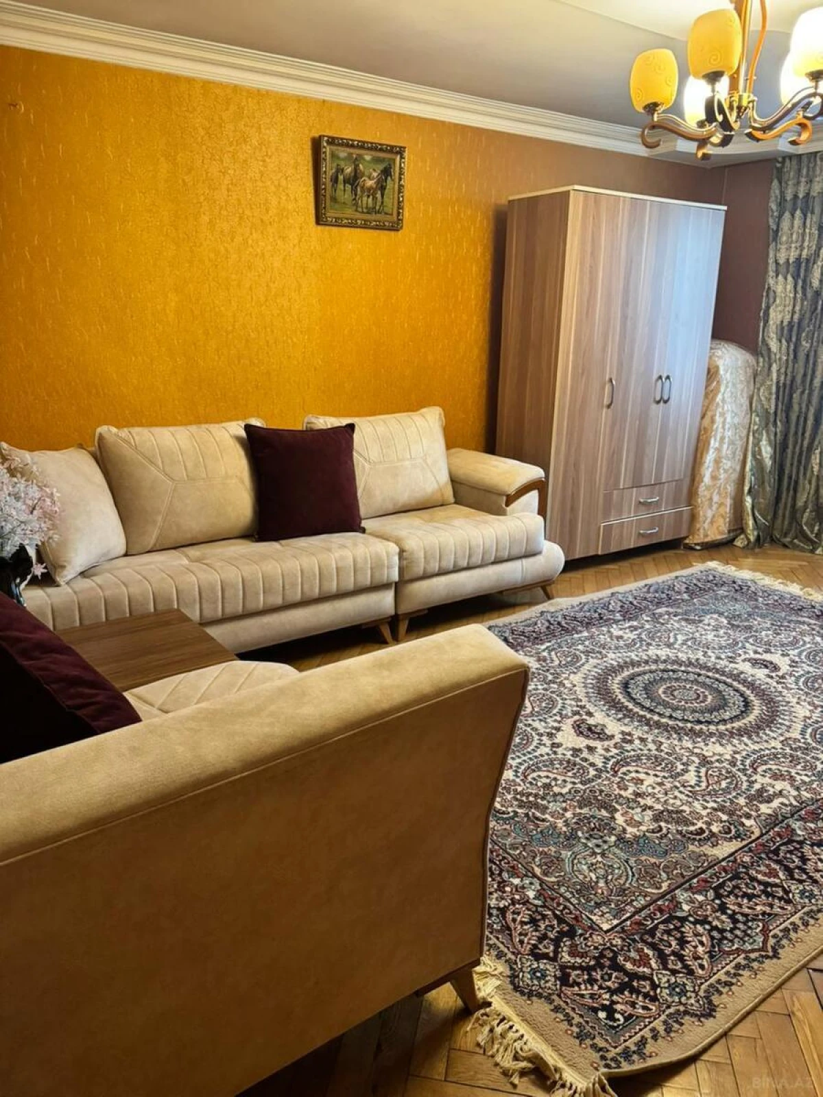 Satılır 2 otaqlı mənzil 61 m²