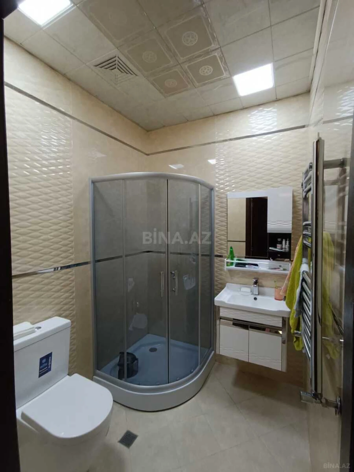 Satılır 4 otaqlı mənzil 150 m²