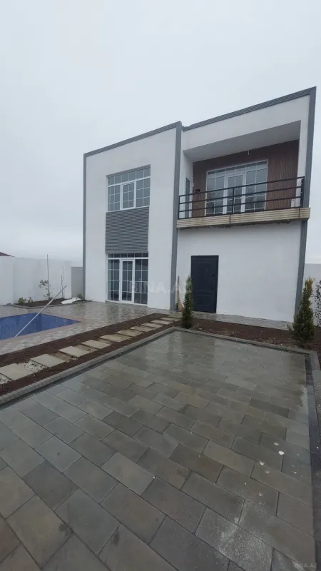Satılır 4 otaqlı həyət evi 160 m²
