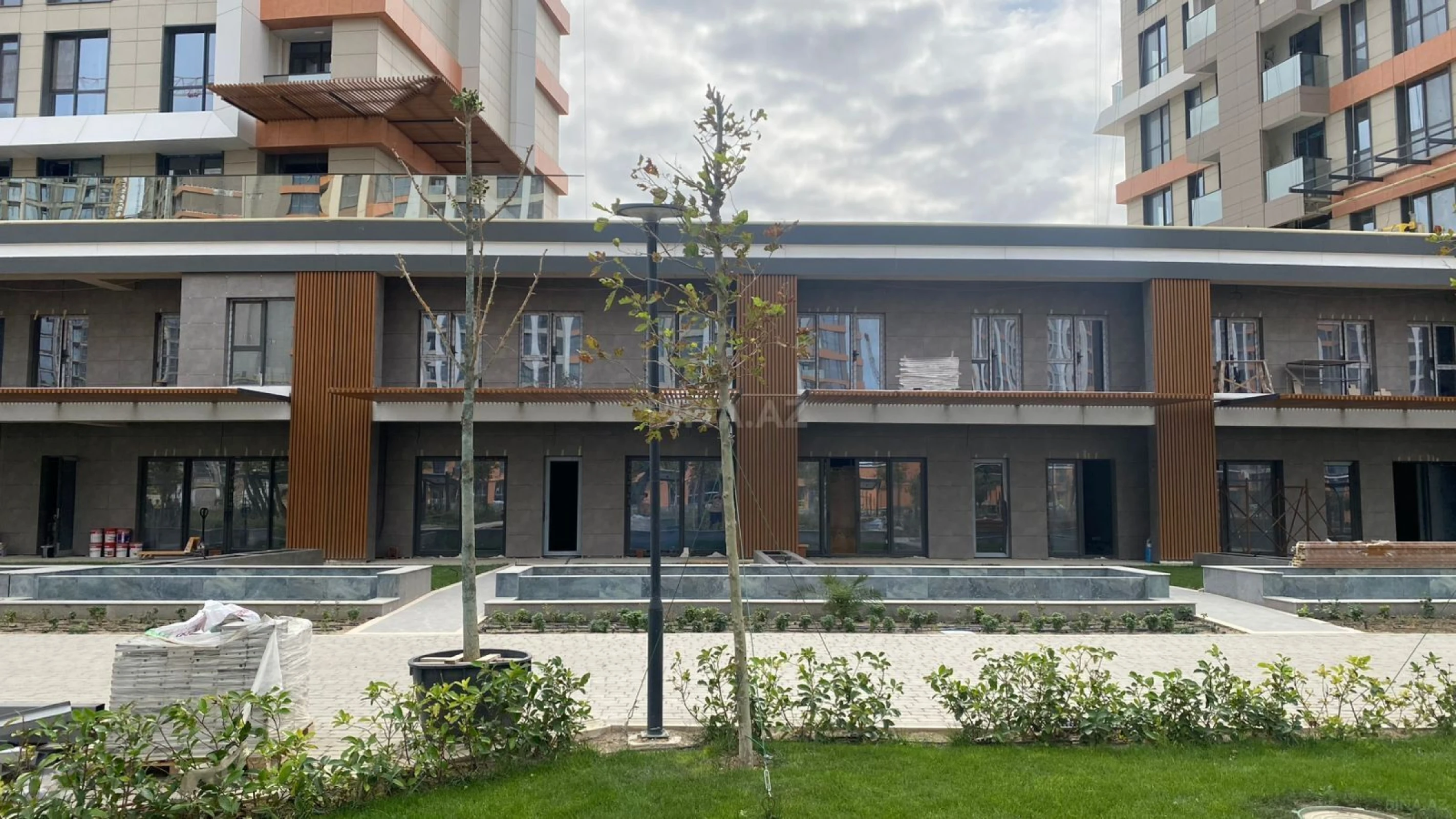 Satılır 3 otaqlı mənzil 86 m²