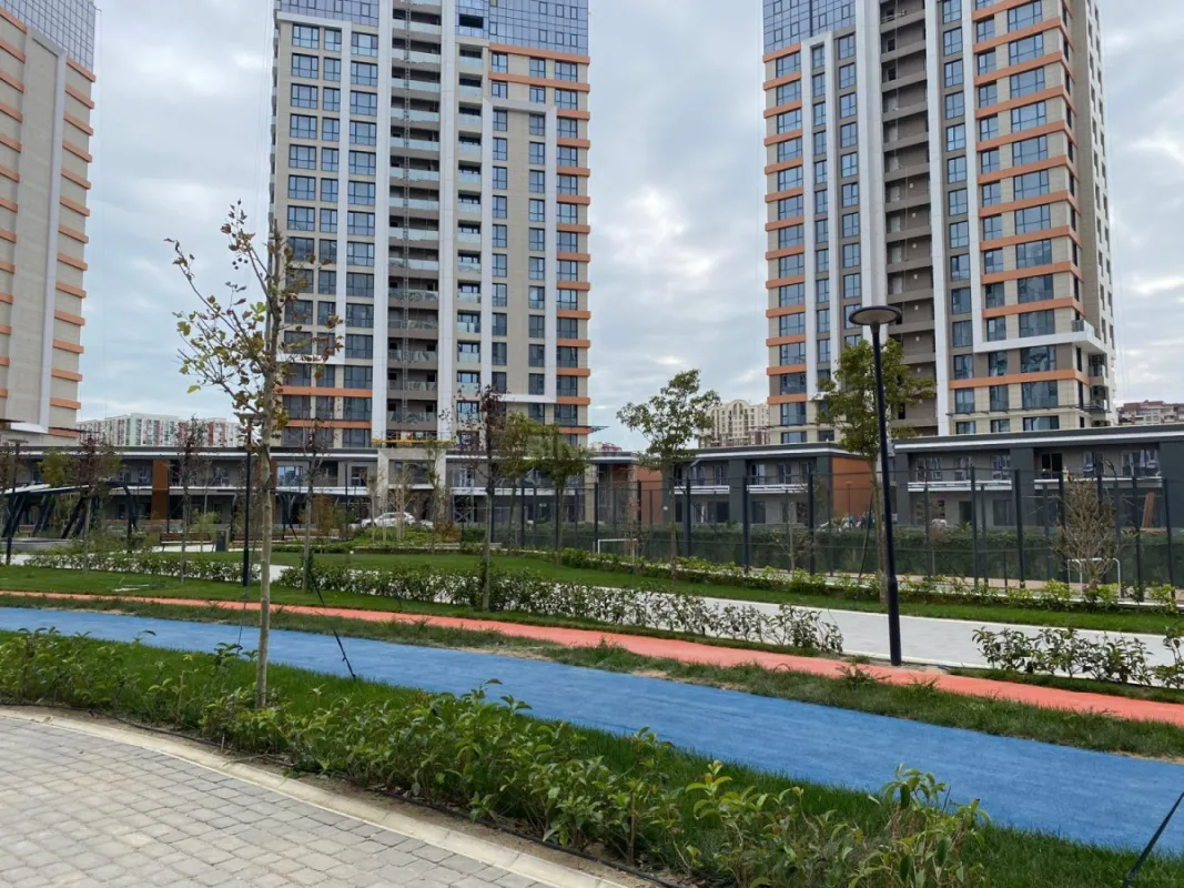 Satılır 3 otaqlı mənzil 86 m²