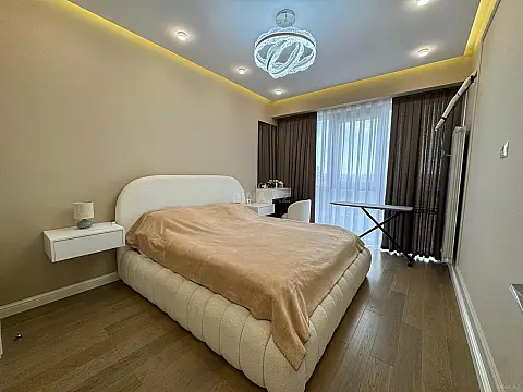 Satılır 3 otaqlı mənzil 86 m²
