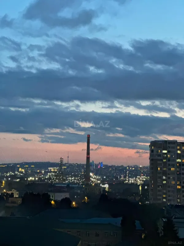 Satılır 3 otaqlı mənzil 115 m²