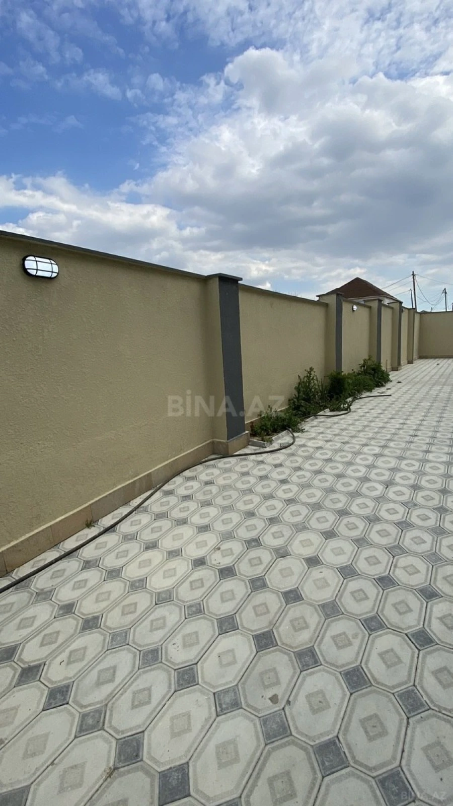 Satılır 4 otaqlı həyət evi 120 m²