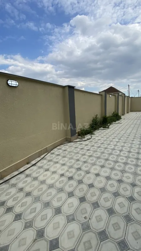 Satılır 4 otaqlı həyət evi 120 m²