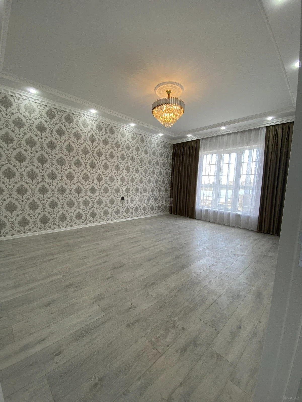 Satılır 4 otaqlı həyət evi 120 m²