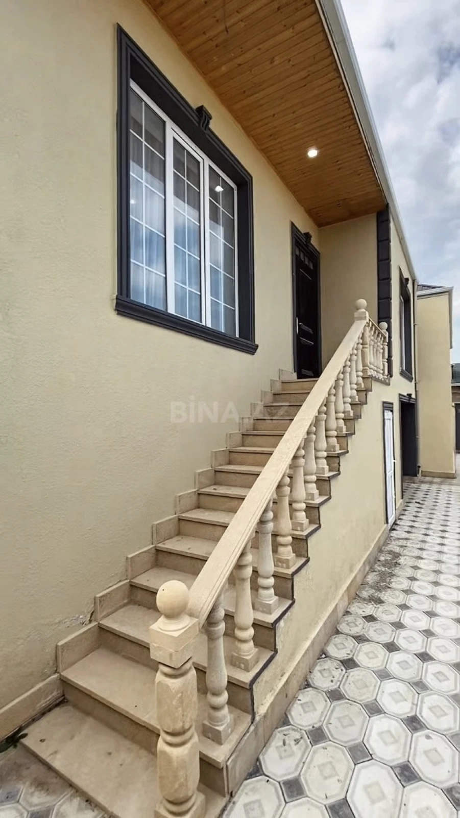 Satılır 4 otaqlı həyət evi 120 m²